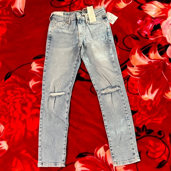 Slim straight - Picture 1 of 2